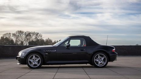 BMW Z3 • 1999 • 118,000 km