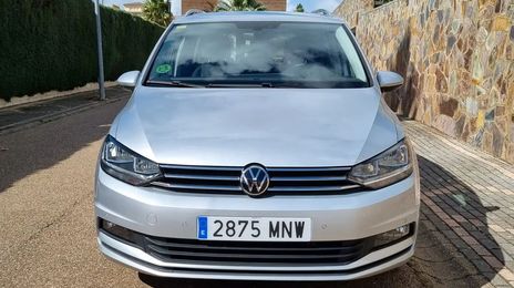 Volkswagen Touran • 2021 • 55,000 km