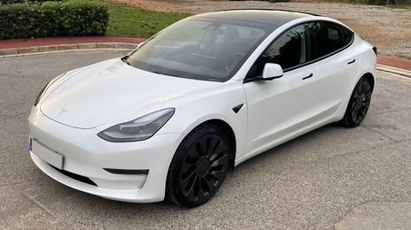 Tesla Model 3 • 2021 • 116,790 km