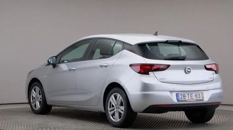 Opel Astra • 2017 • 104,672 km