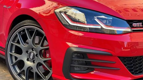 Volkswagen Golf GTI • 2020 • 24,900 km