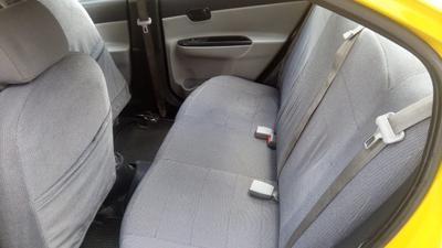 Hyundai Accent • 2010 • 619,000 km