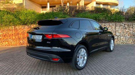 Jaguar F-Pace • 2017 • 135,000 km