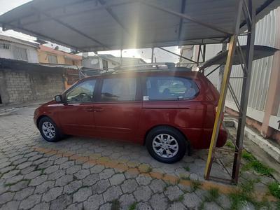 Kia Carnival • 2014 • 181,000 km