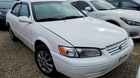 Toyota Camry • 1999 • 3 km
