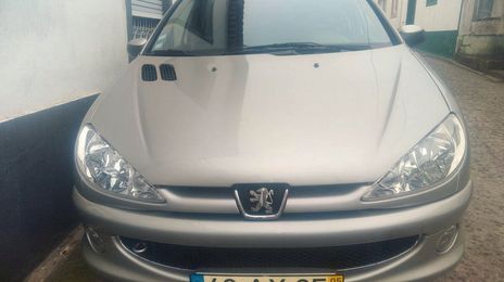 Peugeot 206 • 2005 • 170,000 km