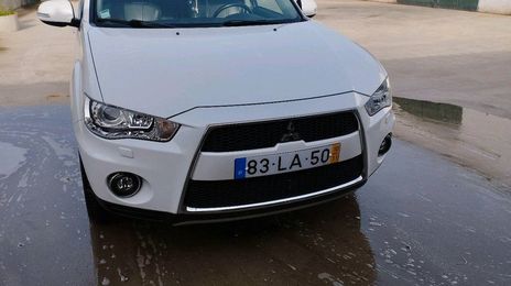 Mitsubishi Outlander • 2010 • 219,000 km