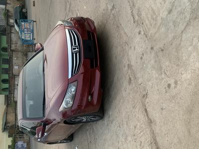 Honda Accord • 2008 • 98,000 km