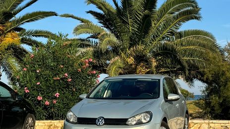 Volkswagen Golf • 2010 • 177,000 km