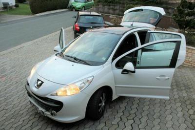 Peugeot 207 • 2008 • 177,000 km