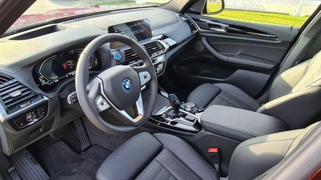 BMW X3 • 2021 • 2,000 km