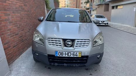 Nissan Qashqai • 2009 • 195,000 km