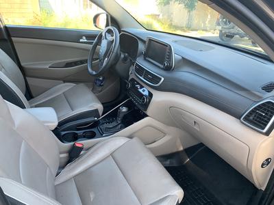 Hyundai Tucson • 2019 • 32,500 km