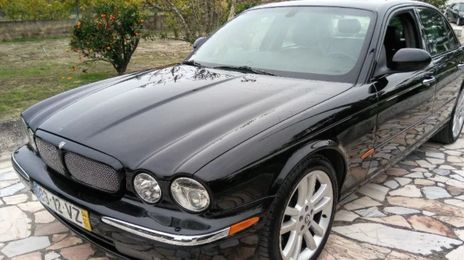 Jaguar XJR • 2004 • 193,000 km