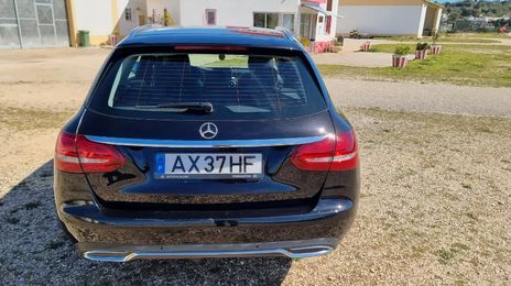 Mercedes-Benz 200 - 300 • 2017 • 188,443 km