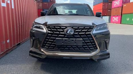 Lexus LX • 2020 • 20,700 km