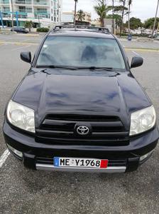 Toyota 4-Runner • 2004 • 100 km