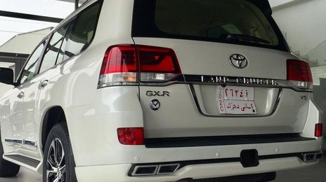 Toyota Land Cruiser • 2020 • 20,127 km