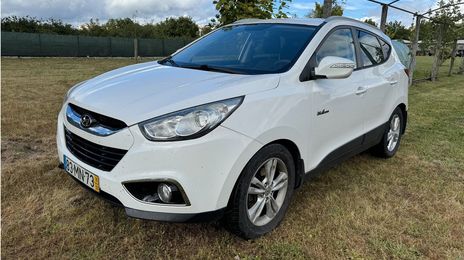 Hyundai Elantra GT • 2011 • 200,000 km