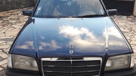 Mercedes-Benz C • 1000 • 350,000 km