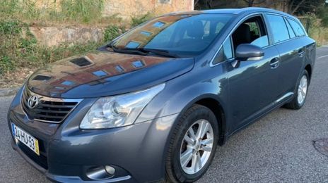 Toyota Avensis • 2009 • 220,000 km