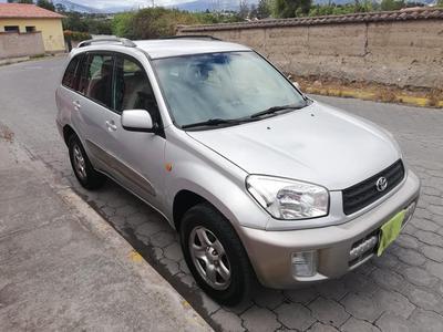 Toyota RAV4 • 2001 • 200,000 km