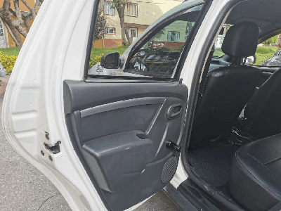 Renault Duster • 2015 • 106,000 km