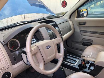 Ford Escape • 2008 • 115,000 km