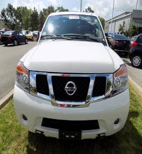 Nissan Ad • 2015 • 8,000 km