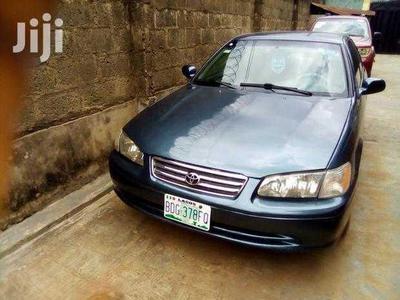 Toyota Camry • 2001 • 120 km