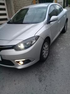 Renault Fluence • 2011 • 94,000 km