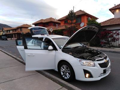 Chevrolet Cruze HB • 2015 • 53,000 km