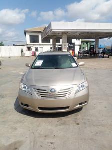 Toyota Camry • 2008 • 17,100 km