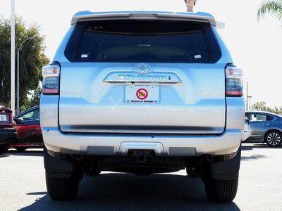 Toyota 4 Runner Limited • 2019 • 13,456 km