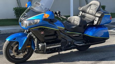 Honda vtr • 2017 • 2,000 km