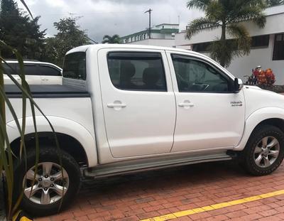 Toyota Hilux • 2015 • 104,000 km
