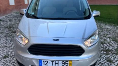 Ford Tourneo Connect • 2017 • 52,000 km
