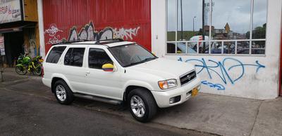 Nissan Pathfinder • 2005 • 190,000 km