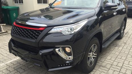 Toyota Fortuner • 2019 • 34 km