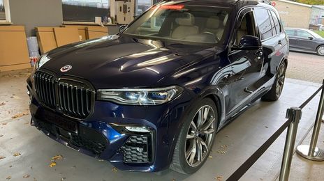 BMW X7 • 2019 • 79,000 km