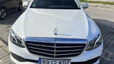 Mercedes-Benz E • 2018 • 326,000 km