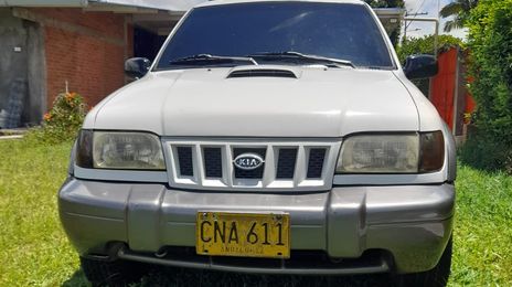 Kia Sportage • 2002 • 283,934 km