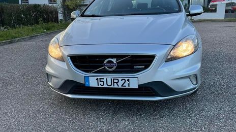 Volvo V40 • 2014 • 60,000 km