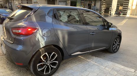 Renault Clio • 2018 • 149,999 km