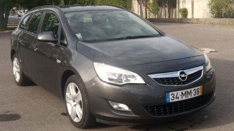 Opel Astra • 2011 • 199,920 km