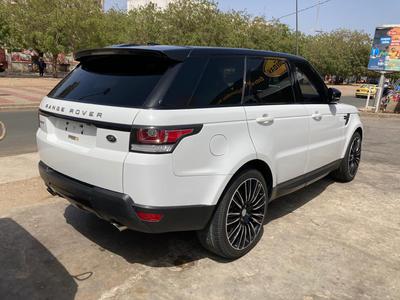Land Rover Range Rover Sport • 2018 • 93,000 km