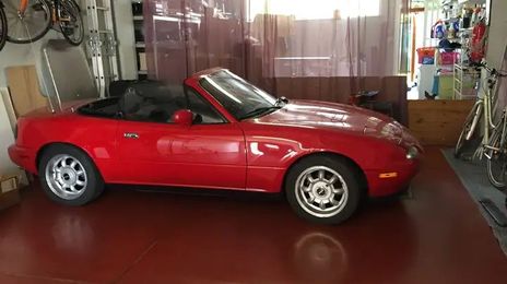 Mazda MX-5 • 1991 • 111,000 km