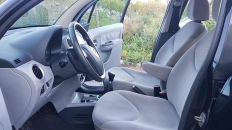 Citroën C3 • 2007 • 127,000 km