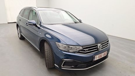 Volkswagen Passat Variant • 2020 • 72,900 km