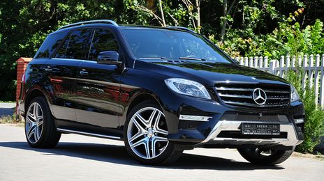 Mercedes-Benz M-Class • 2015 • 196,000 km